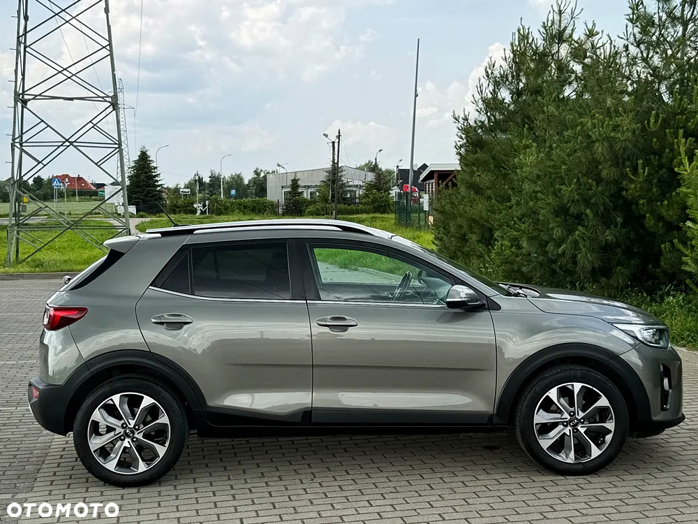 Kia Stonic 1.4 L - 17