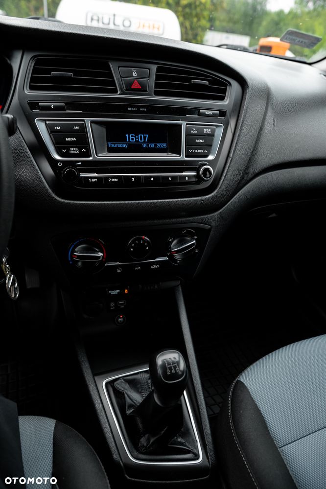 Hyundai i20 1.2 Style - 31