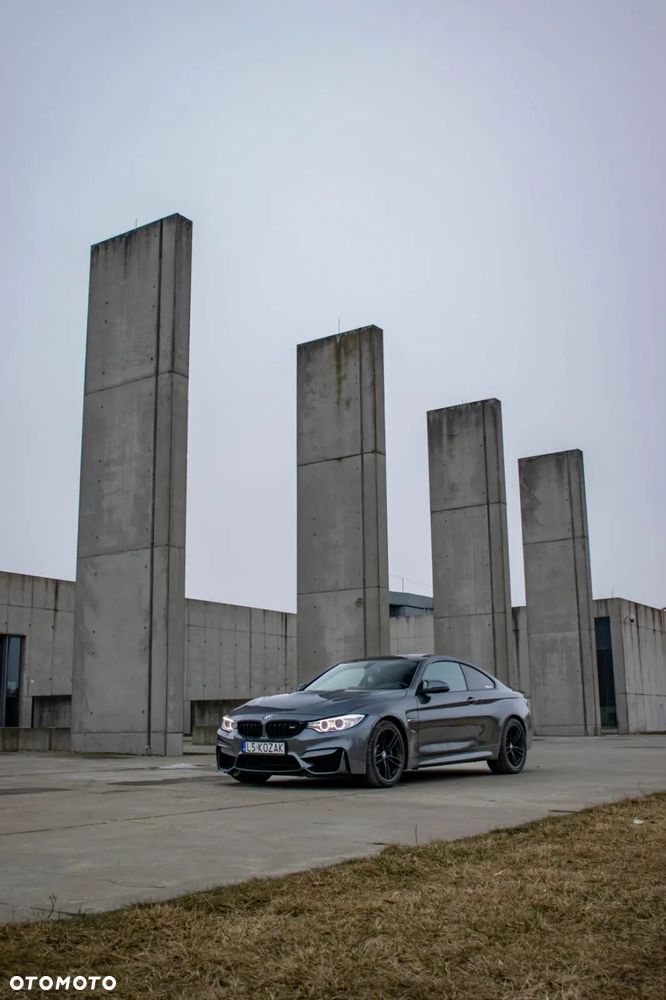 BMW M4 DKG - 7