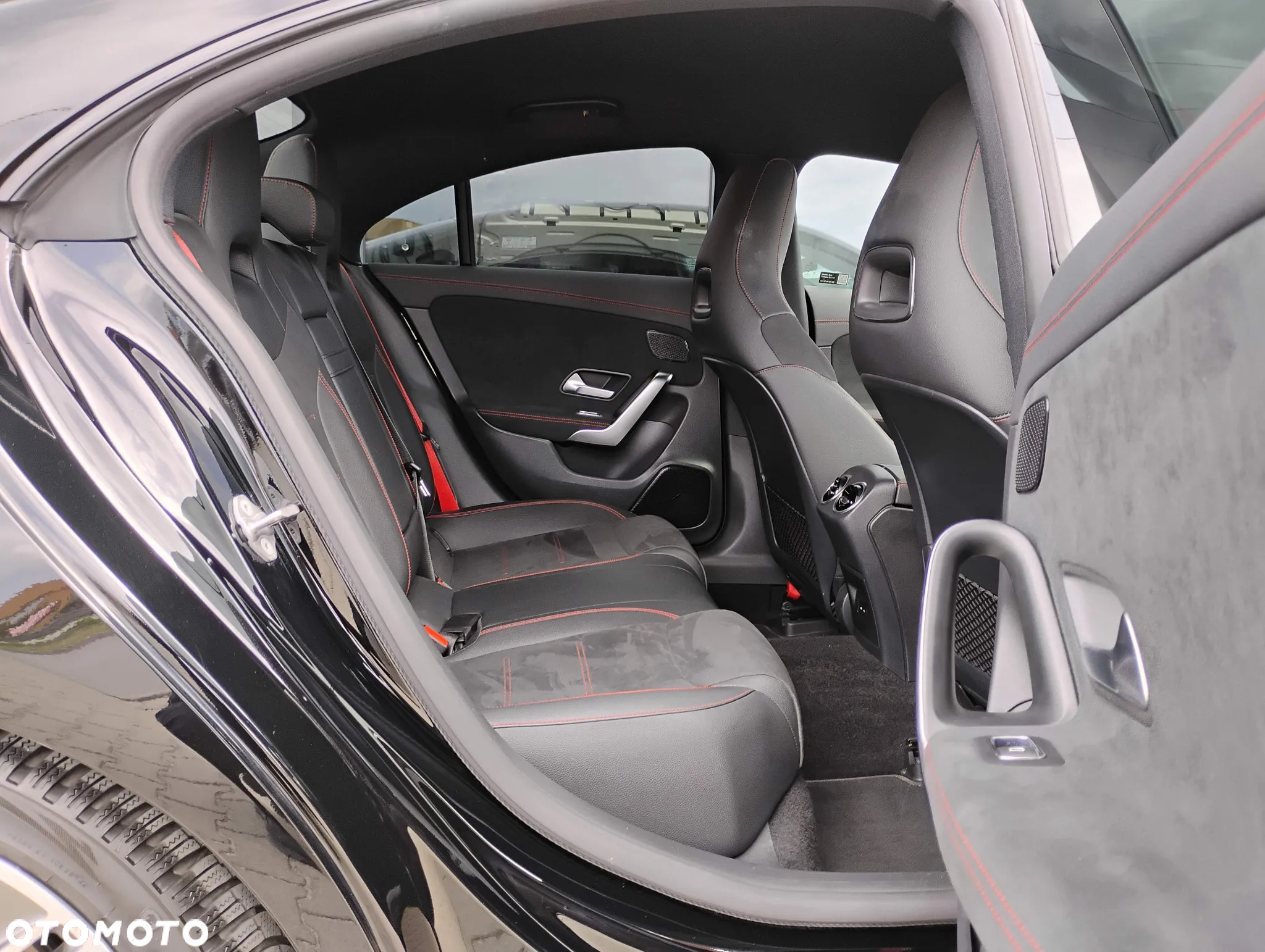 Mercedes-Benz CLA AMG 45 S 4-Matic 8G-DCT - 18