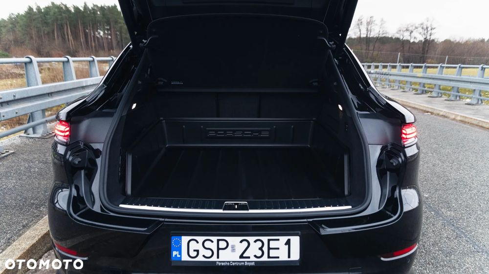 Porsche Cayenne - 11