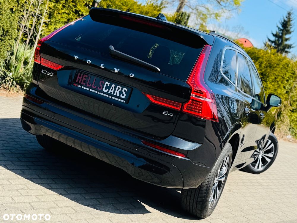 Volvo XC 60 B4 D Geartronic Momentum Pro - 3