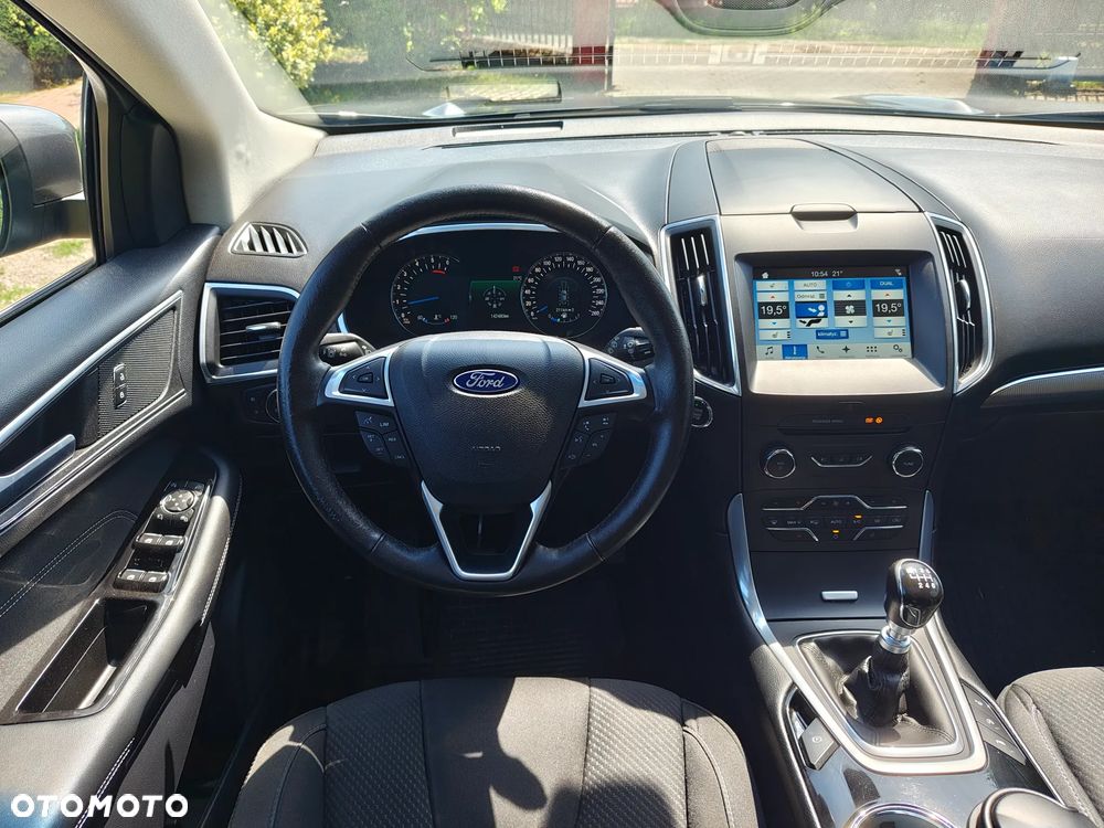 Ford Edge 2.0 TDCi 4x4 Titanium - 11