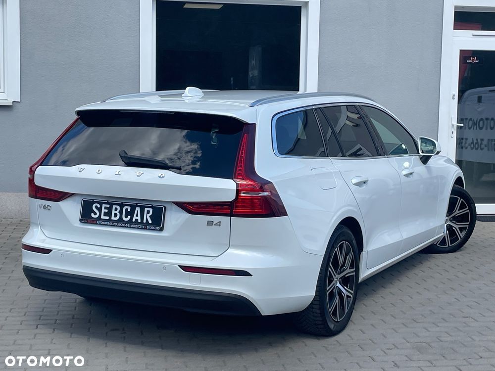 Volvo V60 B4 D Geartronic Momentum - 16