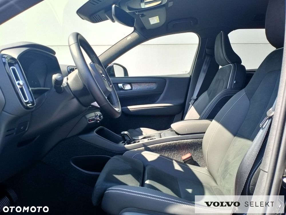 Volvo XC 40 - 9