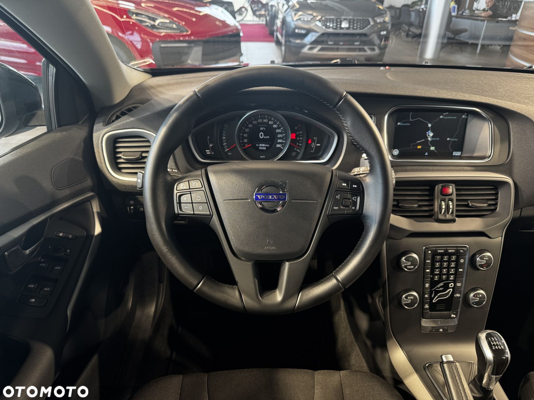 Volvo V40 Cross Country - 19