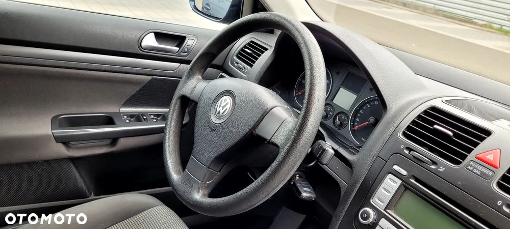 Volkswagen Golf V 1.9 TDI Comfortline - 11