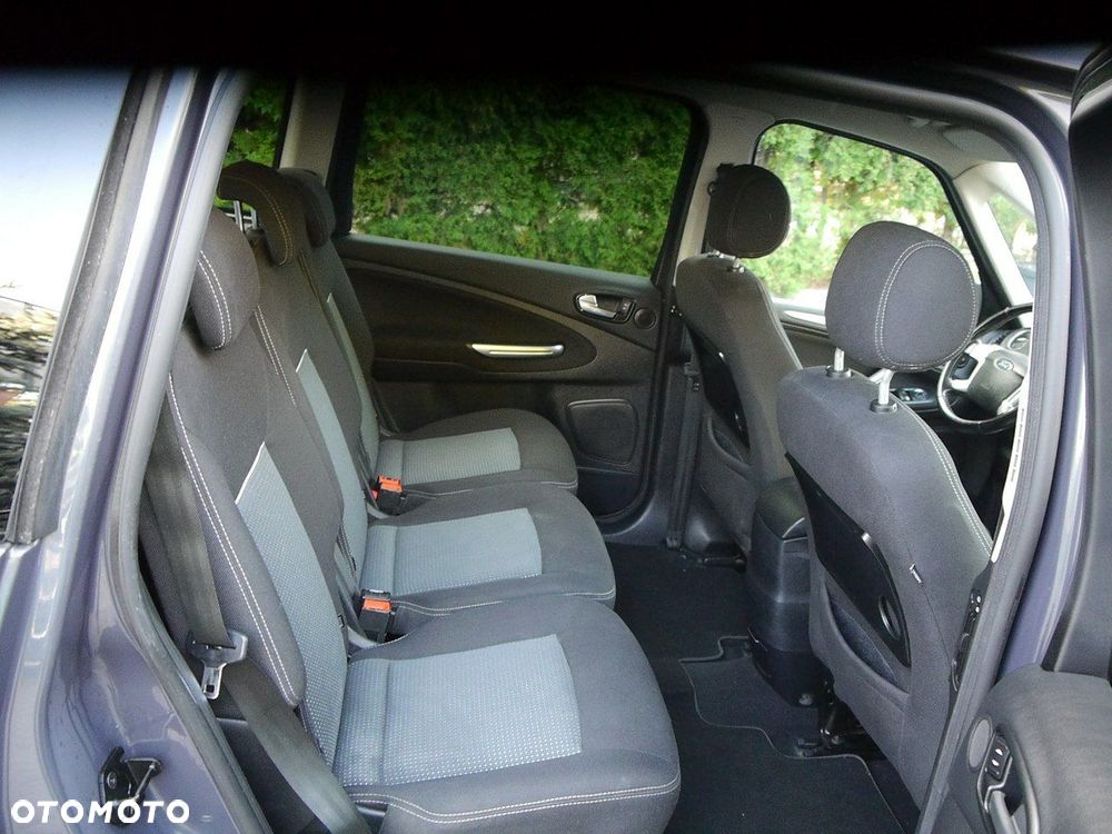 Ford Galaxy 2.0 TDCi Ambiente - 26