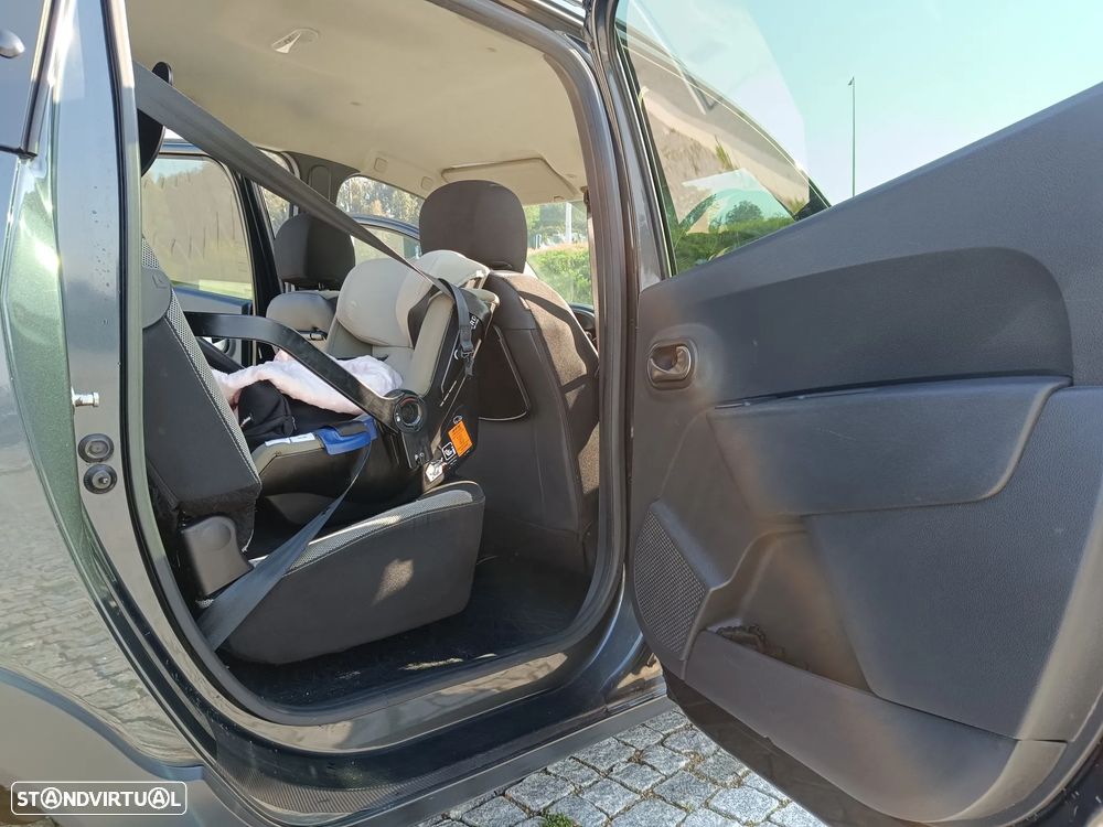 Dacia Lodgy Blue dCi 115 Stepway Plus - 15