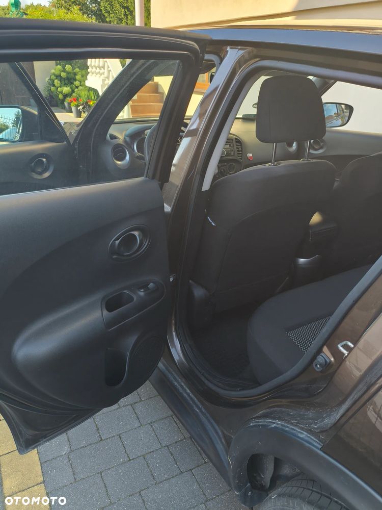 Nissan Juke 1.6 Visia Plus - 9