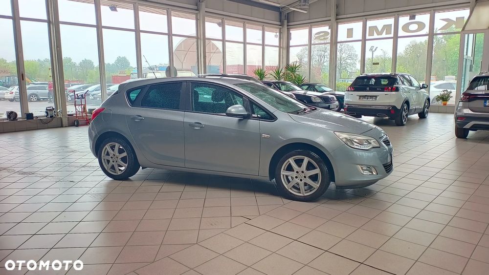 Opel Astra 1.4 T Enjoy - 13