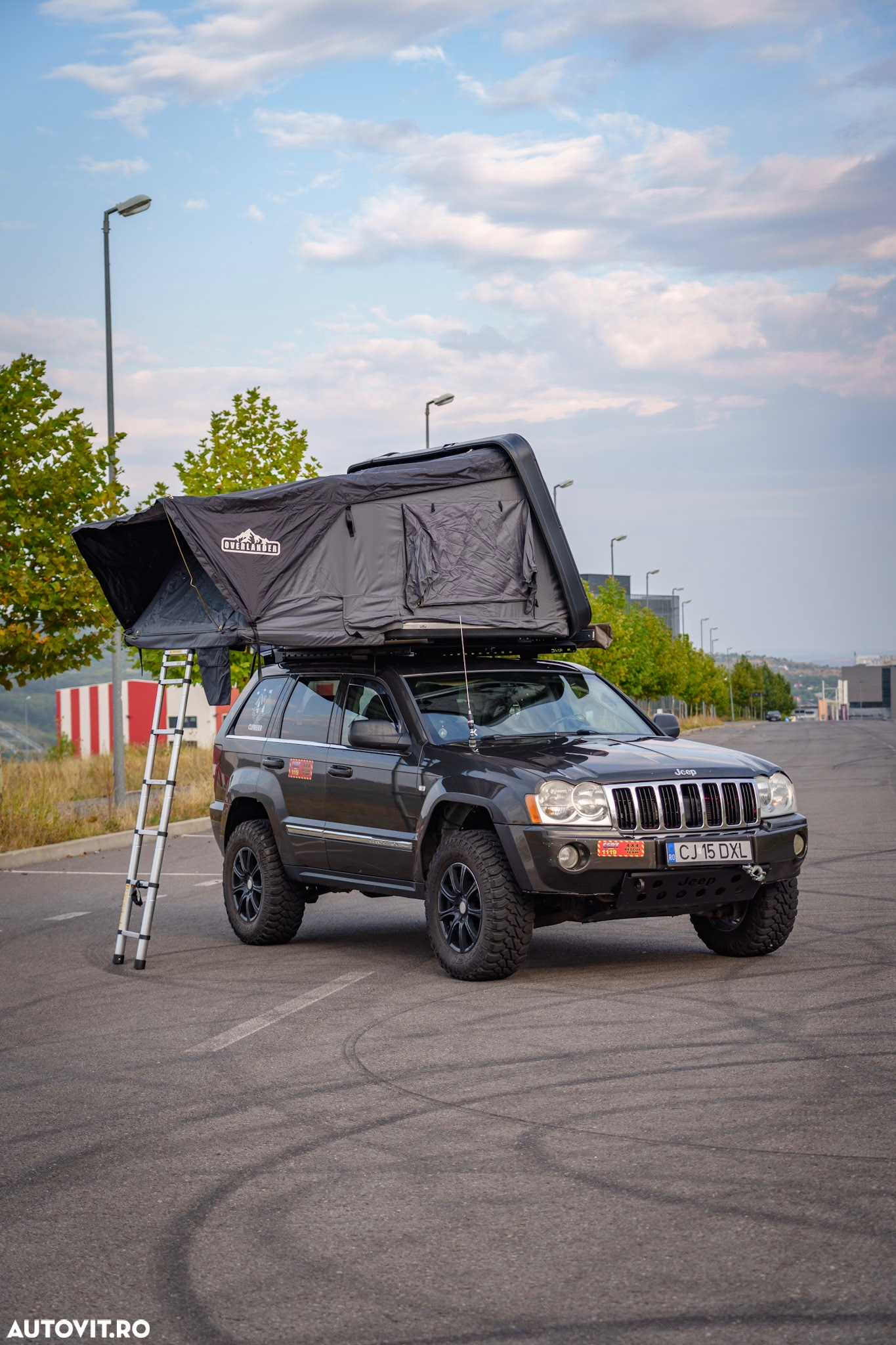 Jeep Grand Cherokee - 19