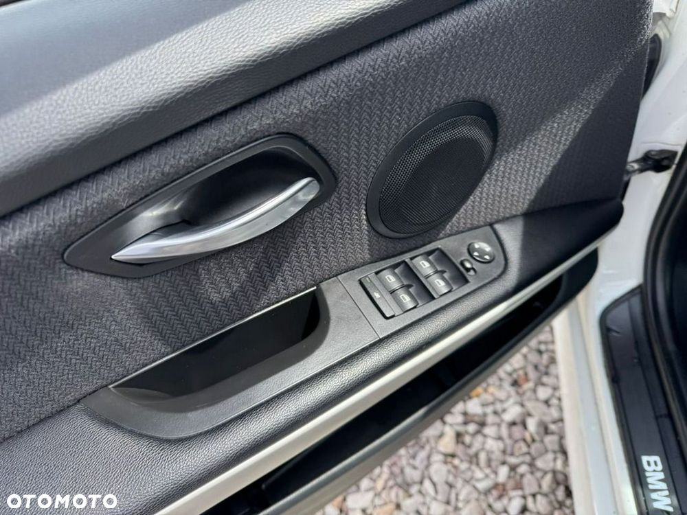 BMW Seria 3 - 10