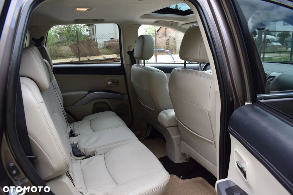 Mitsubishi Outlander 2.0 DID Intense + SE - 4