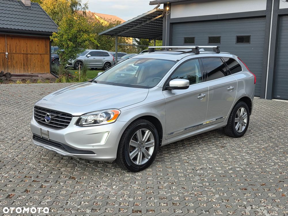 Volvo XC 60 T6 AWD Geartronic Summum - 1