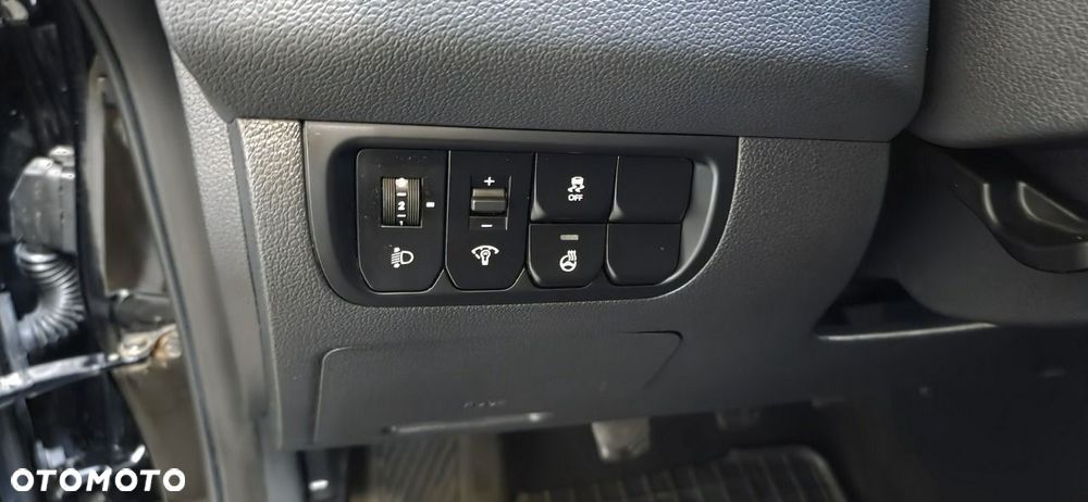 Kia Rio 1.2 L Business Line - 18