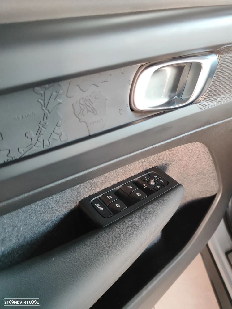 Volvo XC 40 1.5 T4 PHEV Essential - 15