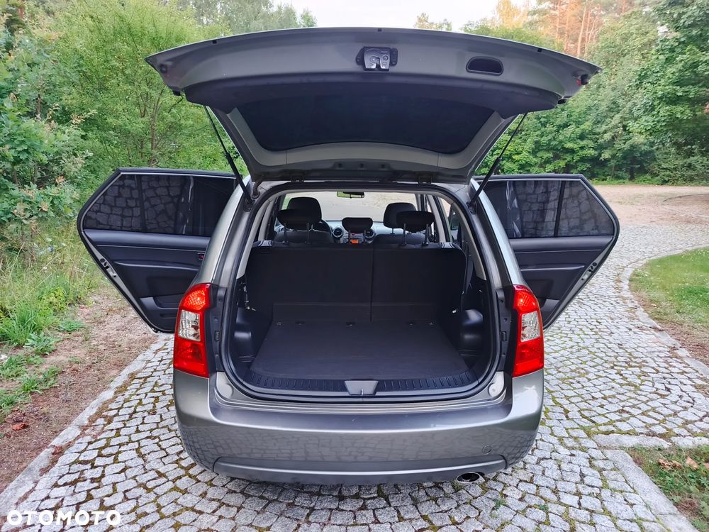 Kia Carens 1.6 CRDi Vision - 16