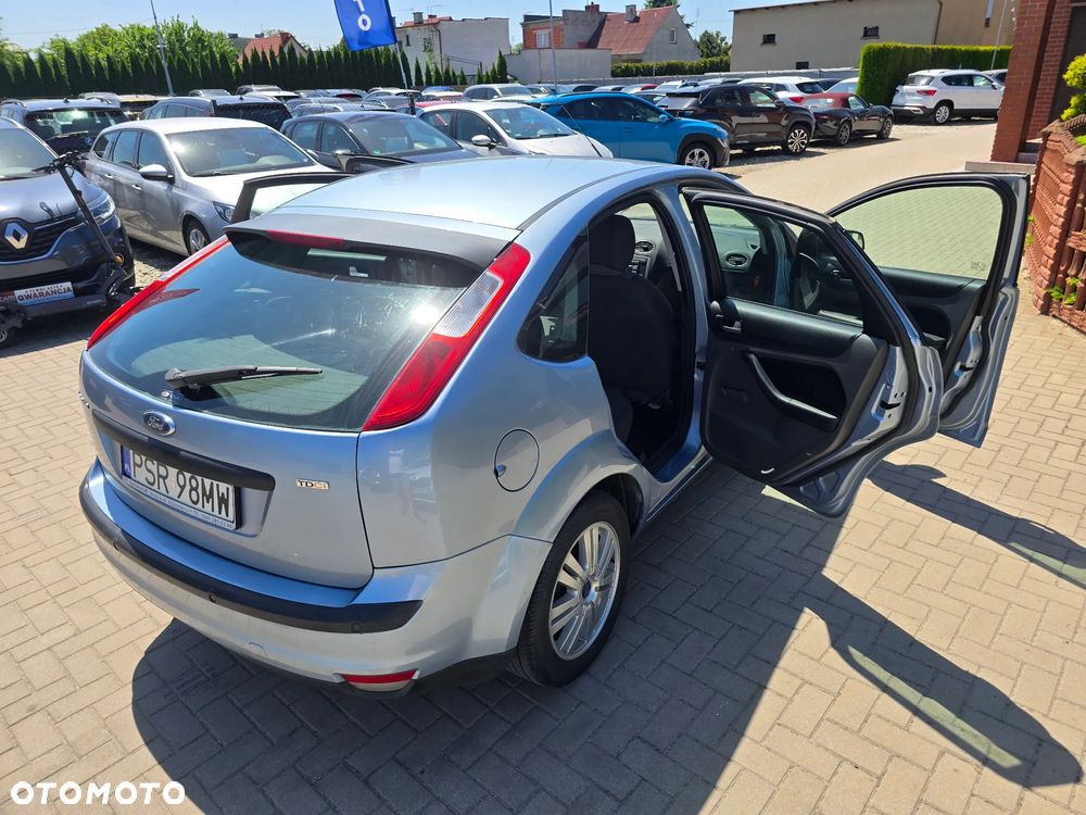 Ford Focus - 34