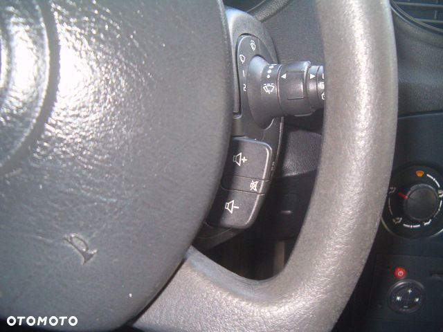 Renault Clio - 18