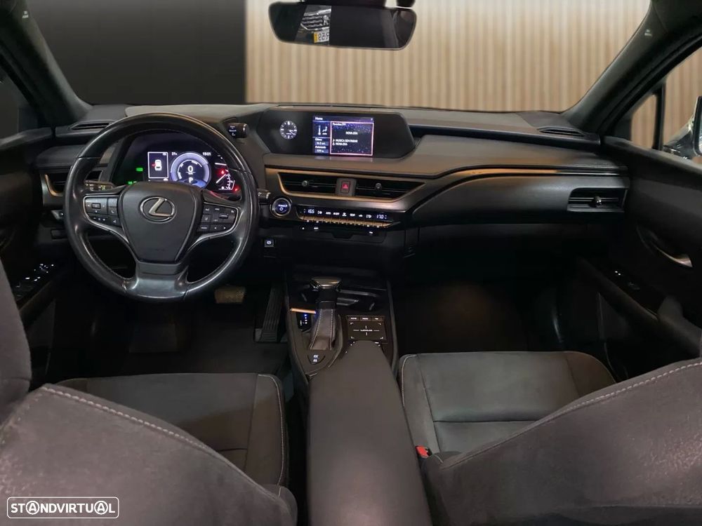 Lexus UX 250h Executive+ - 8