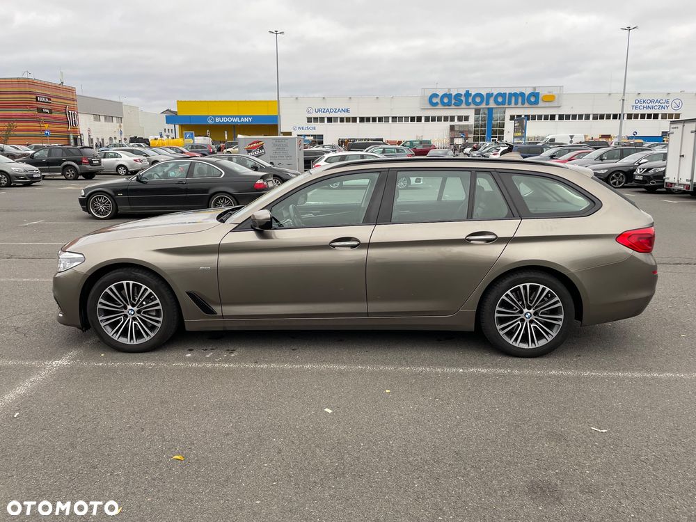 BMW Seria 5 530d Sport Line sport - 10