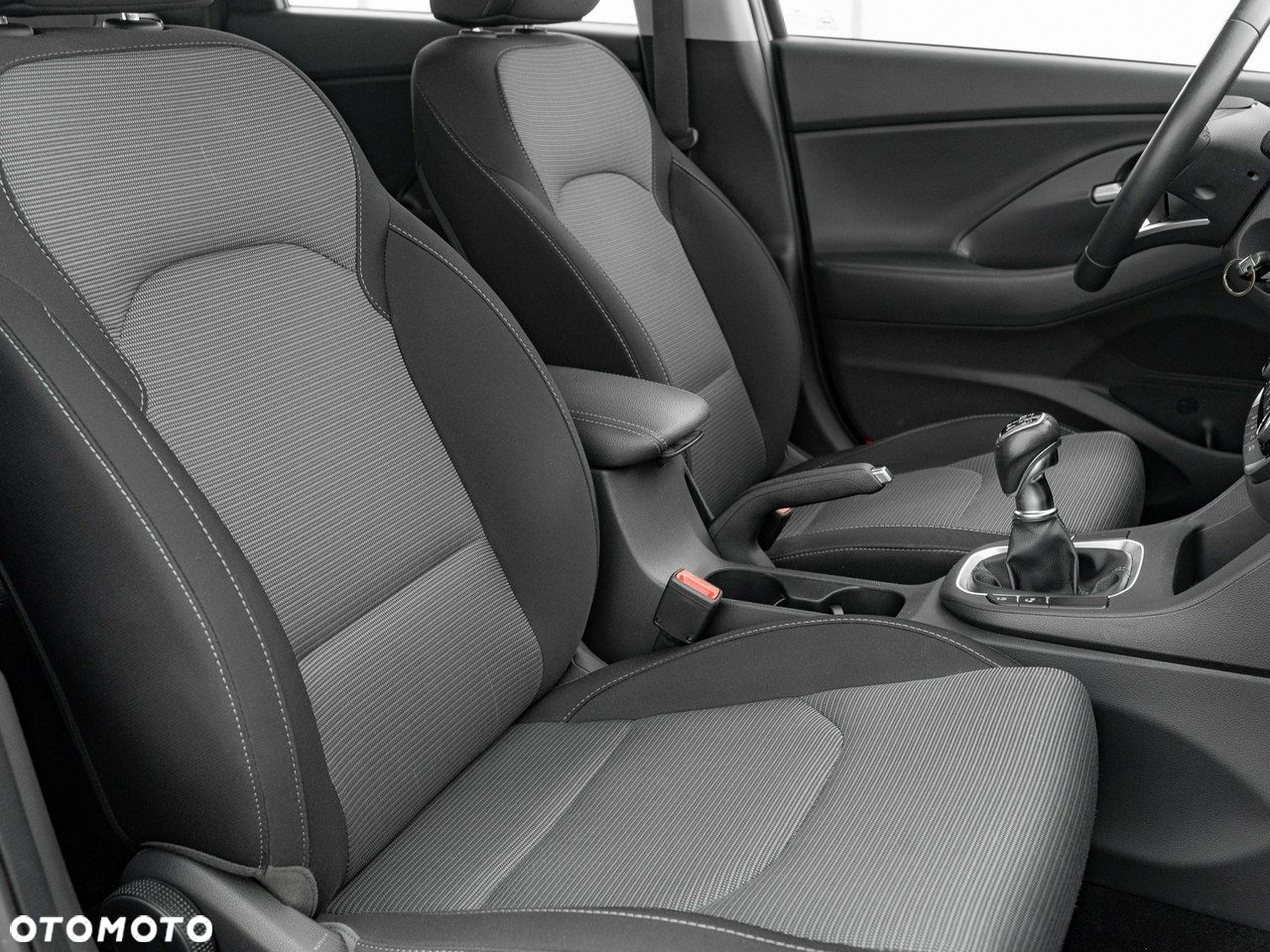 Hyundai i30 1.4 Classic + - 30