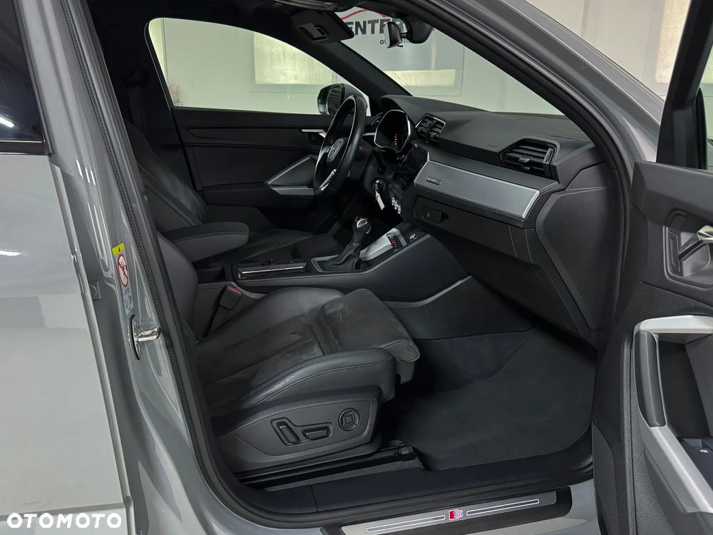 Audi Q3 Sportback 35 TDI quattro S tronic S line - 22