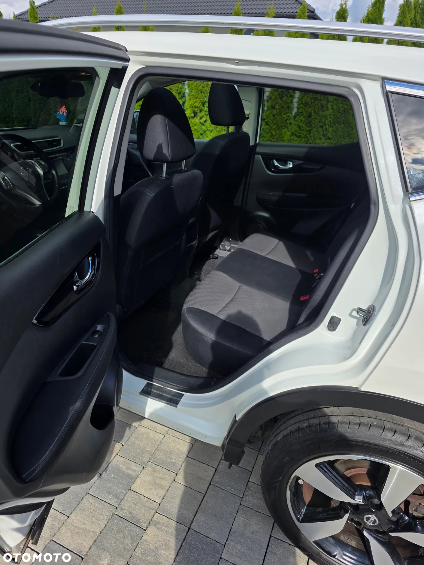 Nissan Qashqai - 16
