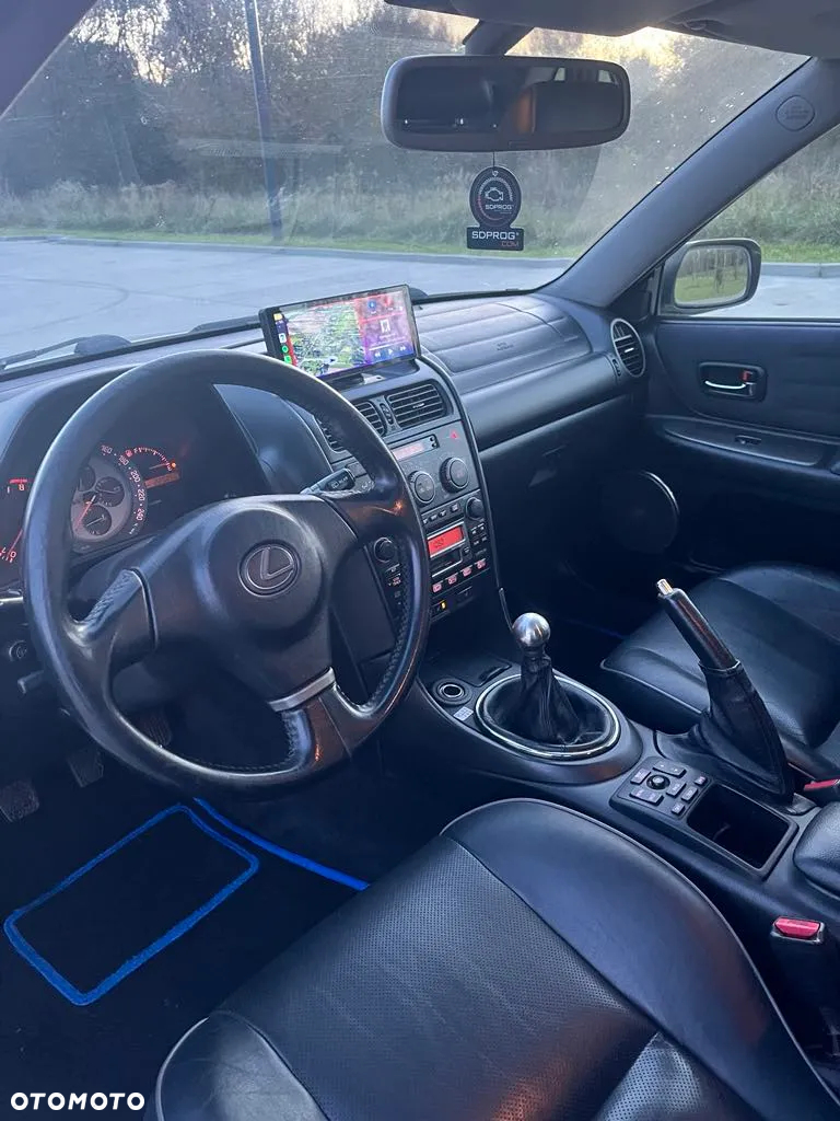 Lexus IS 200 SC Prestige - 2
