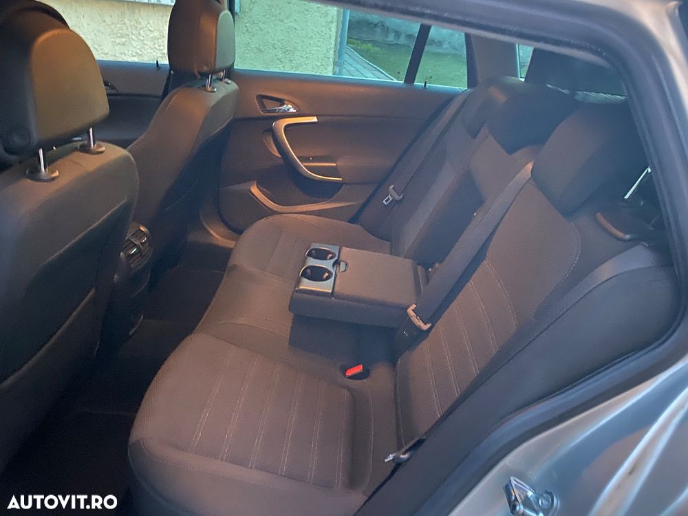 Opel Insignia 2.0 CDTI Automatik - 11