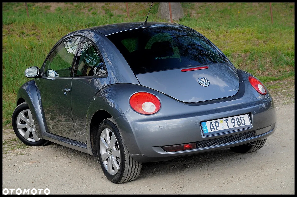 Volkswagen New Beetle 1.6 United - 20