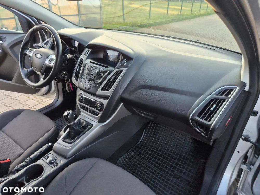 Ford Focus - 31