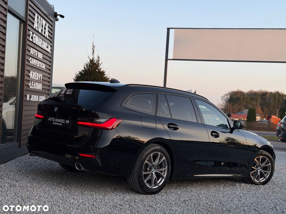 BMW Seria 3 320d M Sport - 5