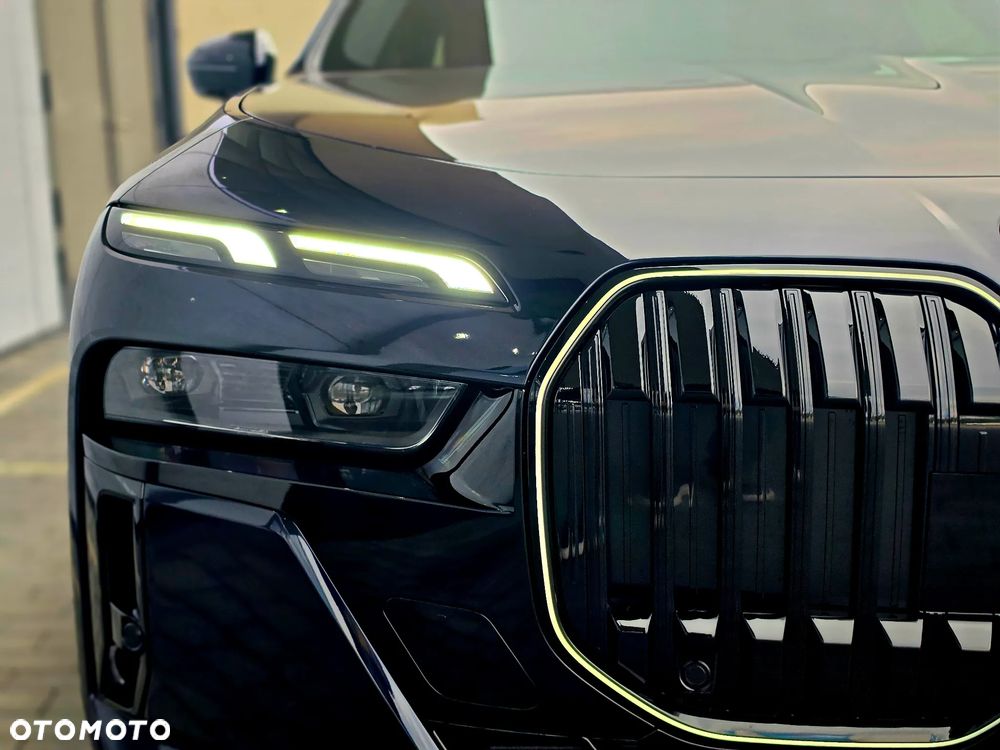 BMW Seria 7 740d xDrive mHEV M Sport sport - 11