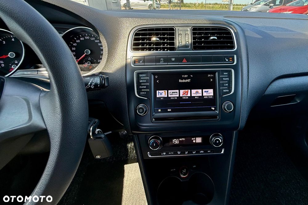 Volkswagen Polo 1.2 TSI BMT Comfortline - 21