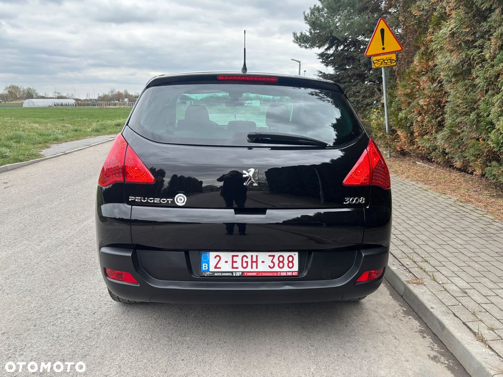 Peugeot 3008 HDi 115 Active - 23