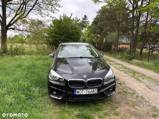 BMW Seria 2 218d - 3