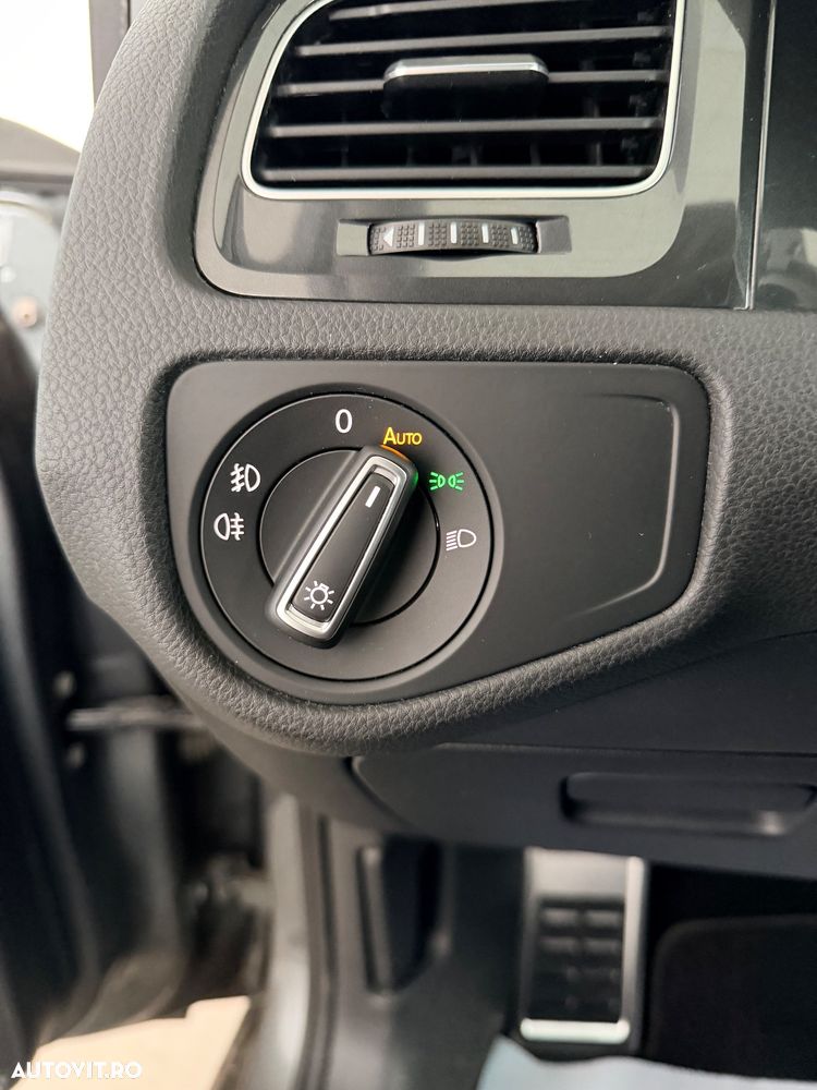 Volkswagen Golf 1.0 TSI DSG Comfortline - 28