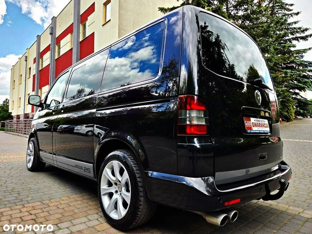 Volkswagen Multivan - 31