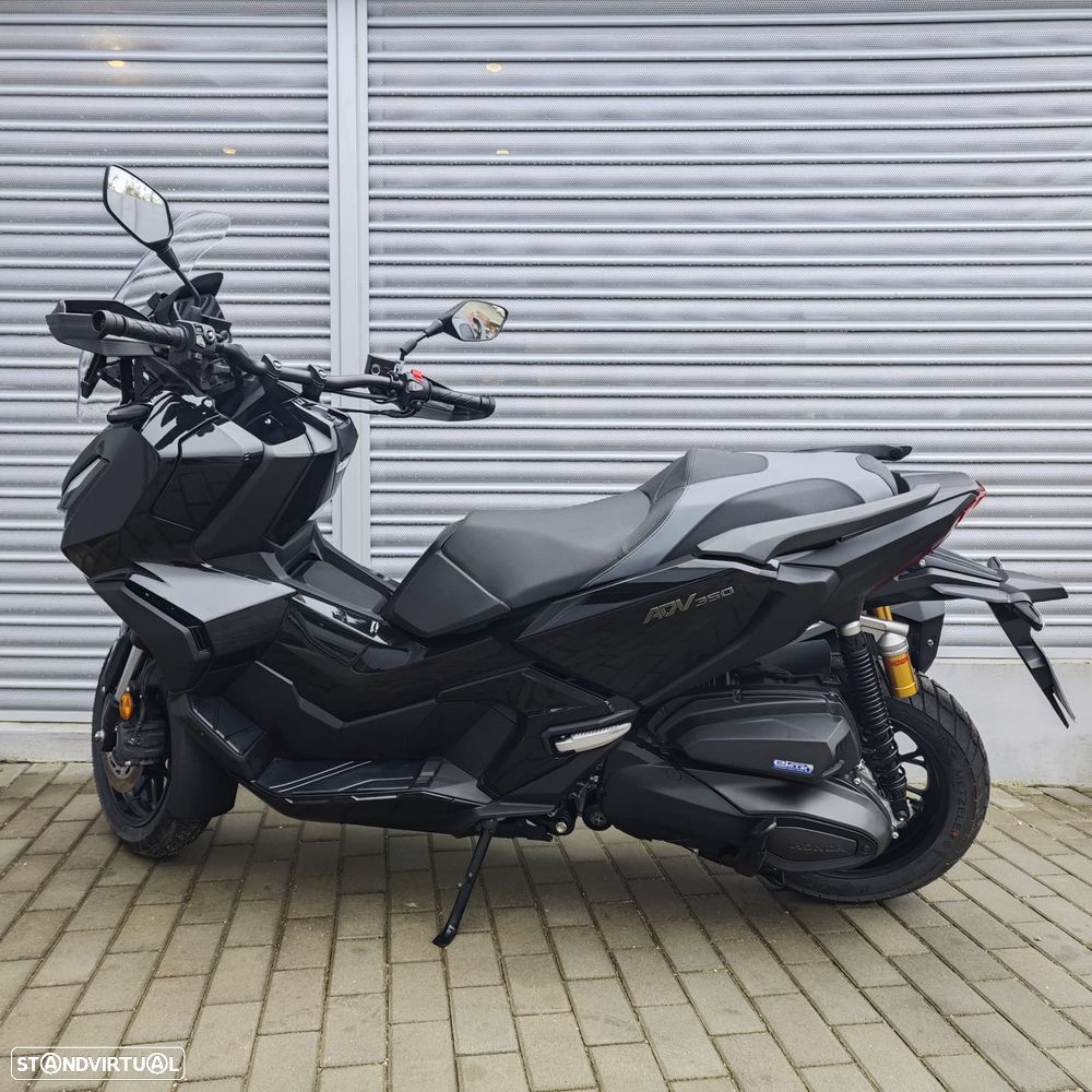 Honda ADV 350 - 14