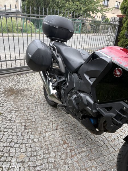 Honda VFR - 3