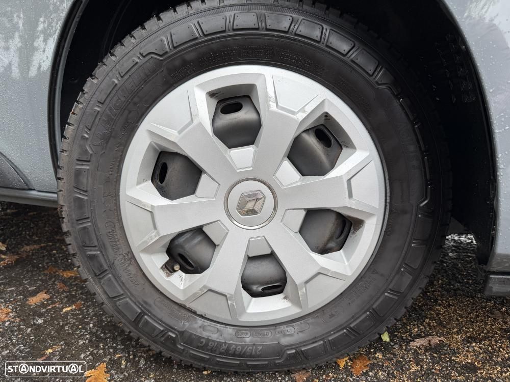 Renault Trafic 2.0 Blue dCi L1 SpaceClass - 3