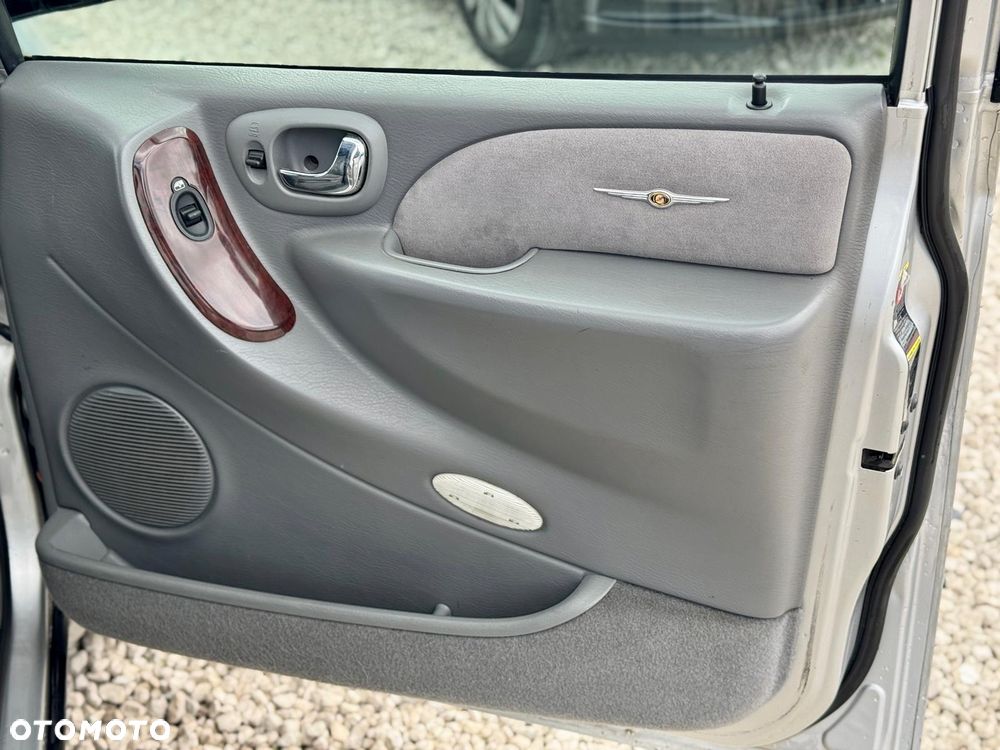 Chrysler Grand Voyager 3.3 Automatik Limited - 10