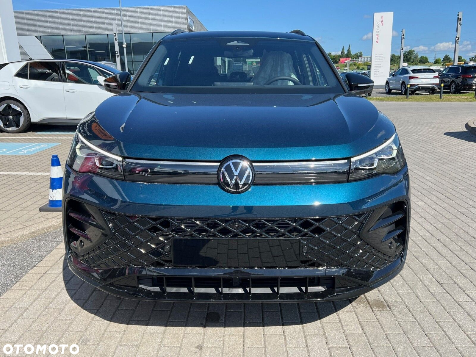 Volkswagen Tiguan - 3