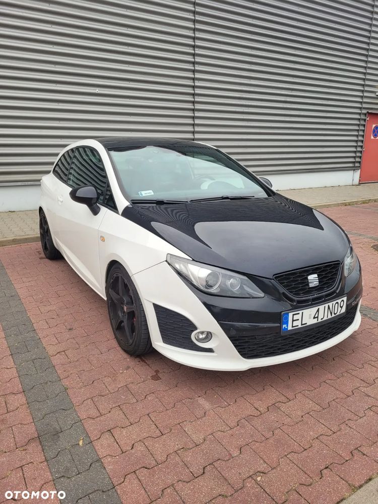 Seat Ibiza SC 1.4 TSI Cupra DSG - 2