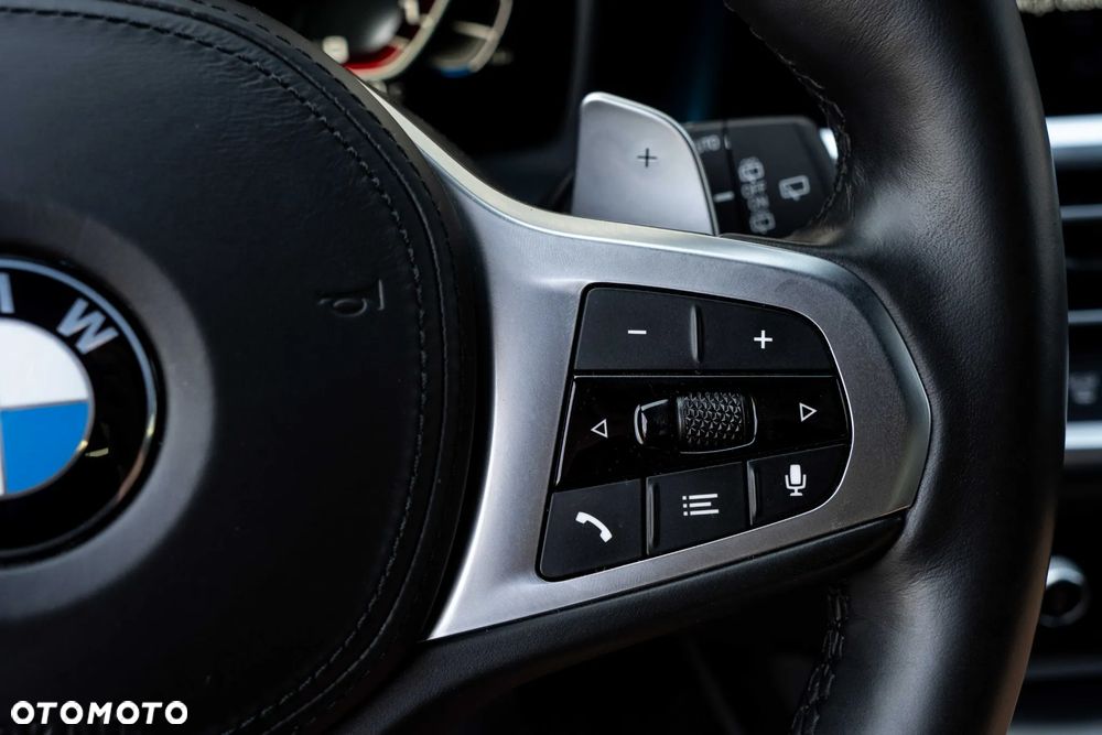 BMW Seria 3 M340d xDrive mHEV sport - 32