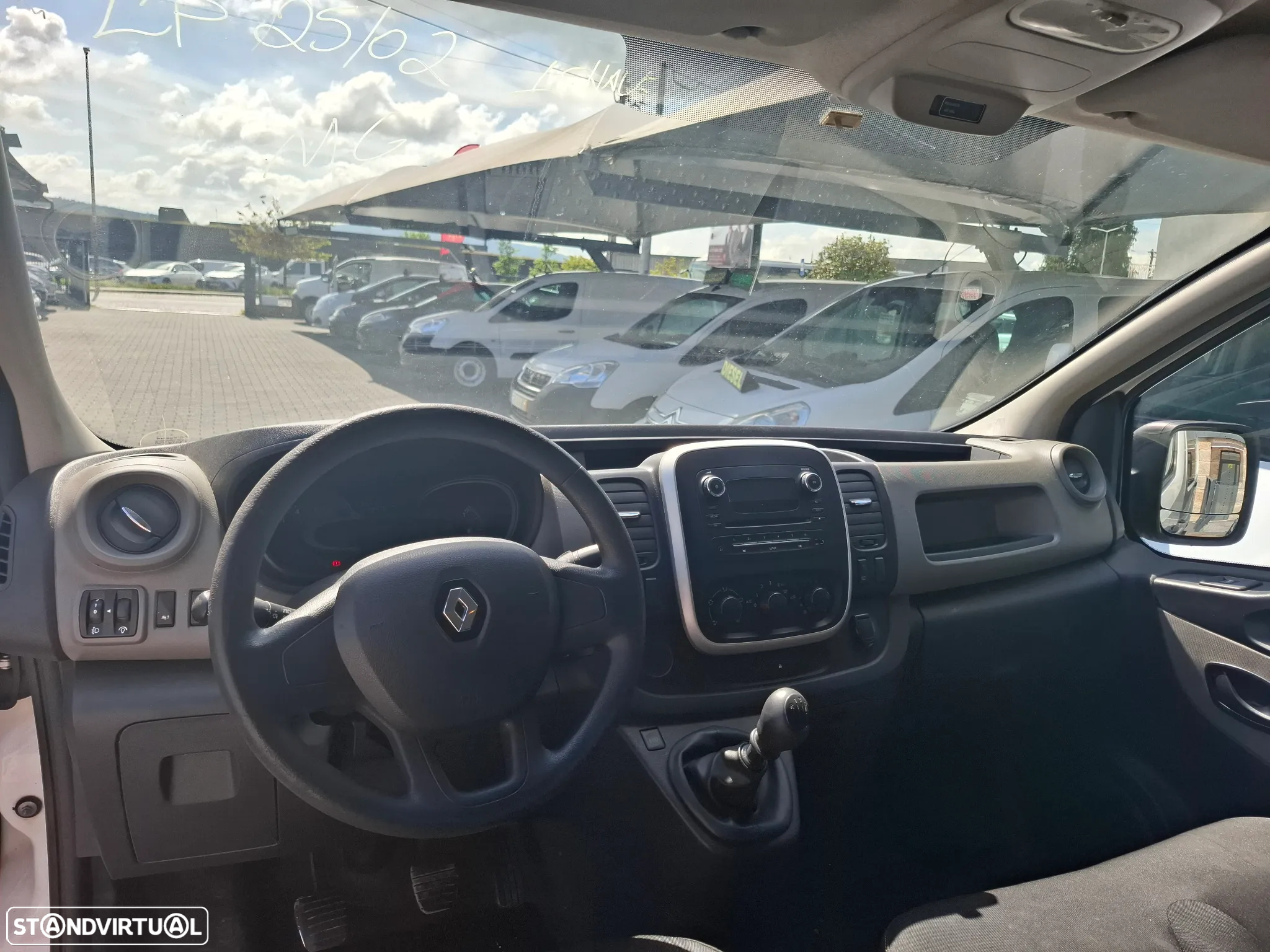 Renault TRAFIC 1.6DCI 6LUGARES L2 MISTO C/GRADES - 9