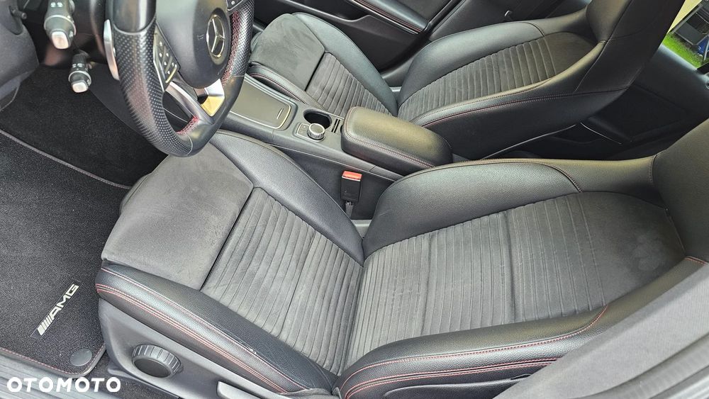 Mercedes-Benz CLA 200 d 4Matic 7G-DCT AMG Line - 35