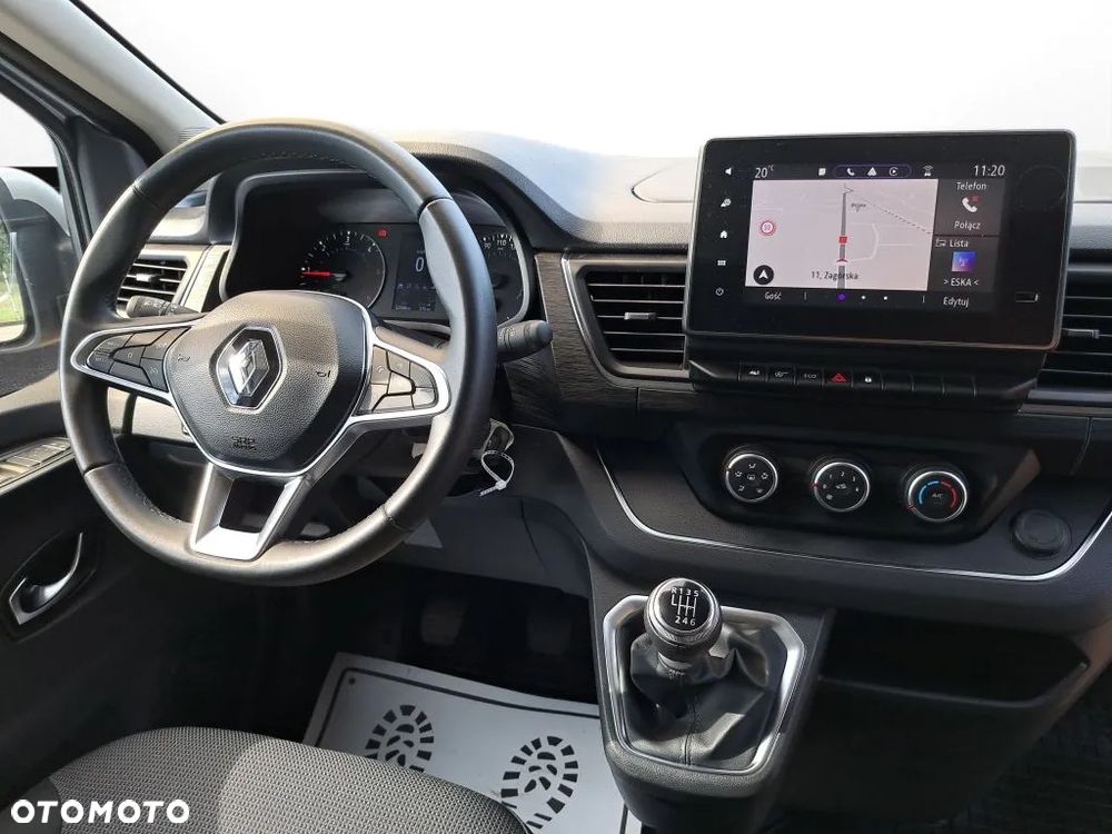 Renault Trafic - 15